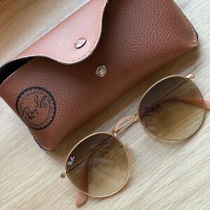 Ray-Ban Round Brown Sunglasses with Case